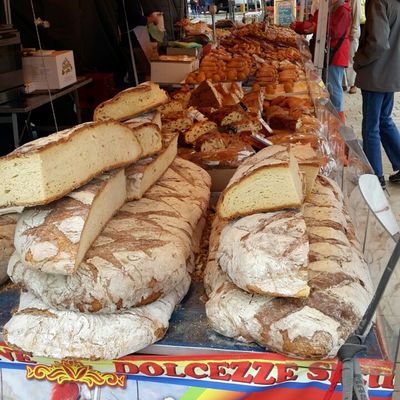 Bild vergr&ouml;&szlig;ern: Italian Imperial Stand Brot