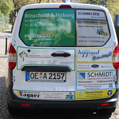 Bild vergr&ouml;&szlig;ern: dienstwagen-attendorn-seite_rueck