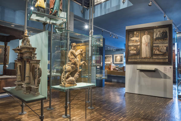 Bild vergr&ouml;&szlig;ern: Exponate im S�dsauerlandmuseum