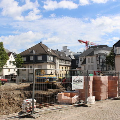 Bild vergr&ouml;&szlig;ern: Die Baustelle Torenkasten in Attendorn - Ansicht Neumarkt