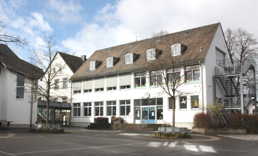 Die Grundschule in Ennest