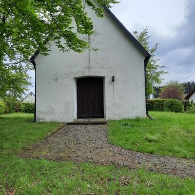 Bild vergr&ouml;&szlig;ern: Au�enaufnahme der Kapelle Beukenbeul.
