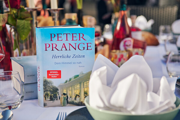 Bild vergr&ouml;&szlig;ern: Buch Peter Prange