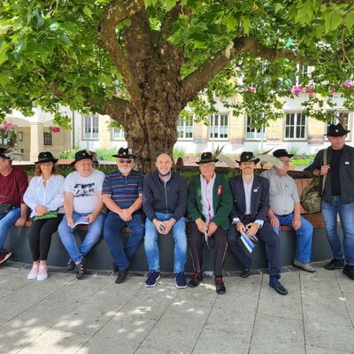 Bild vergr��ern: Delegation Rawicz Sch�tzenfest Attendorn 2002